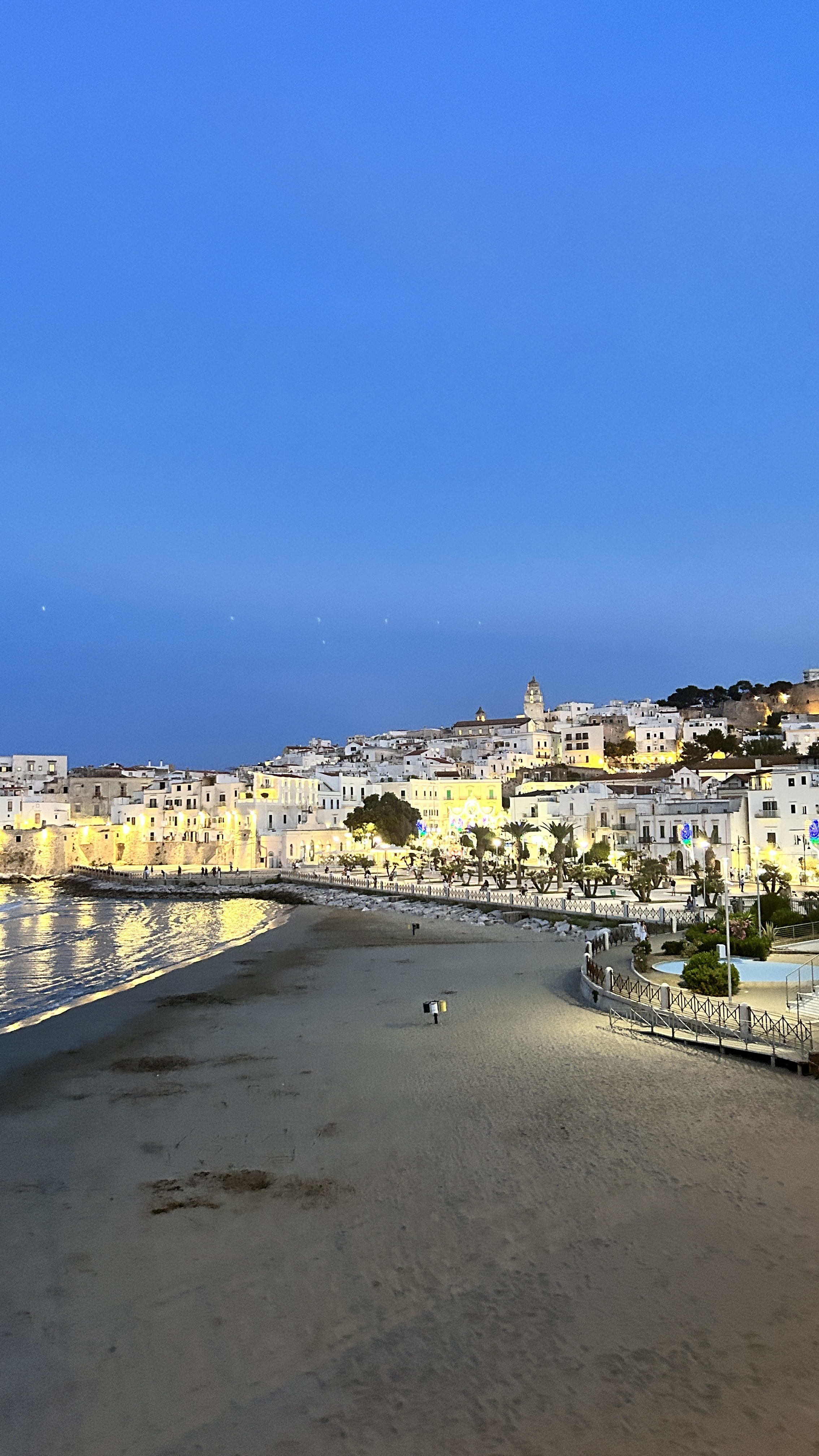 Vieste in der Abenddämmerung