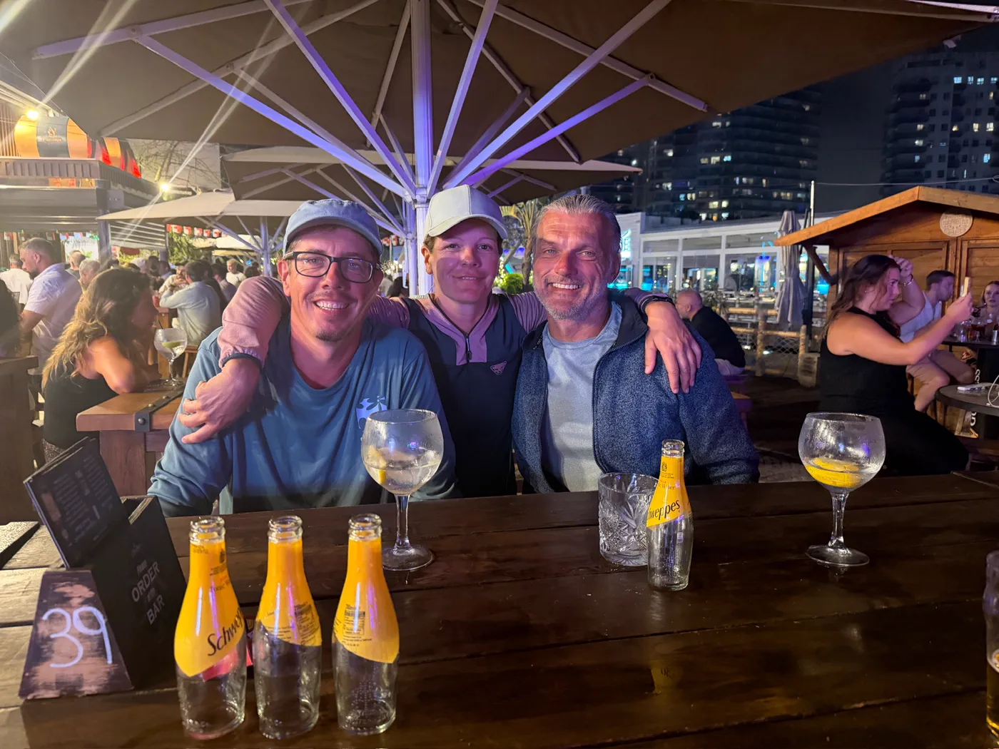 Abends in der Bar